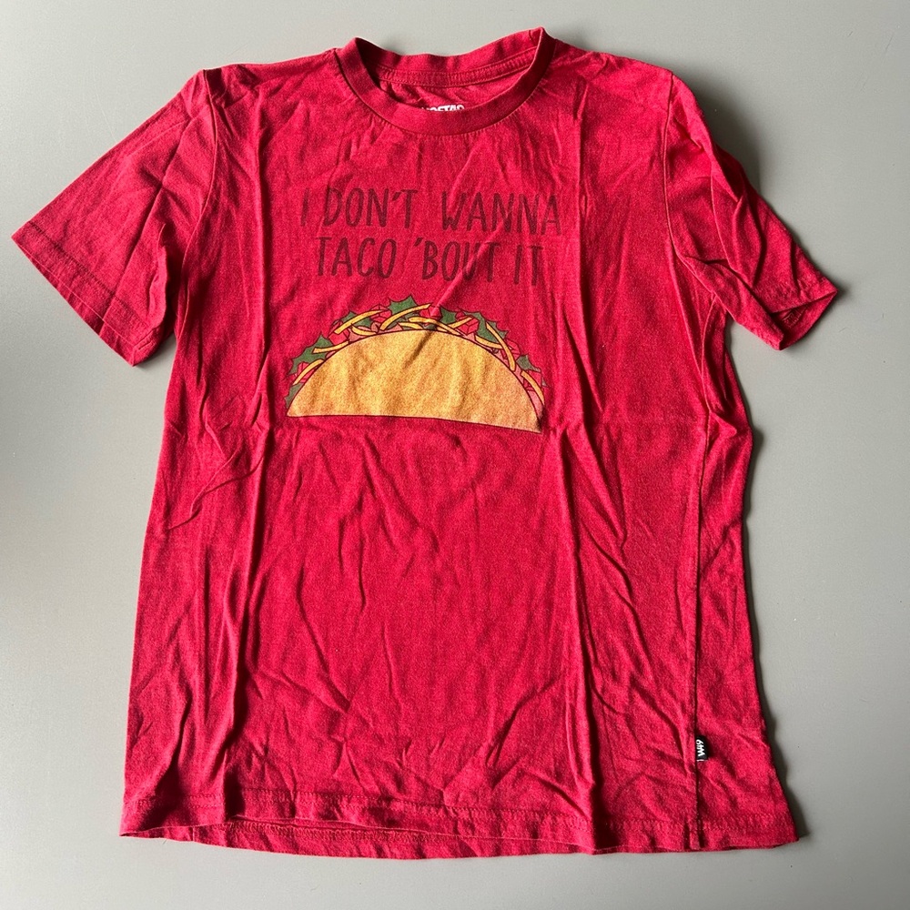 (3 for $15) West49 Taco T-shirt ( Boys Large)